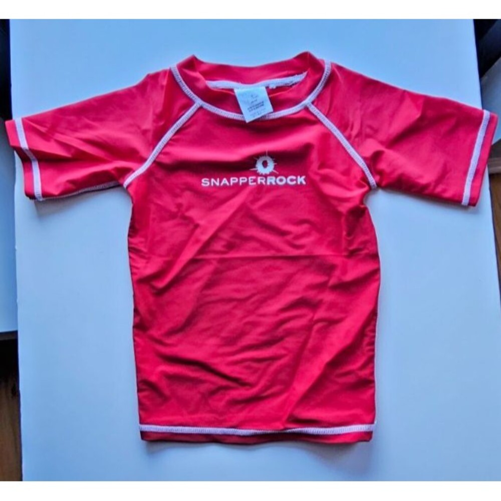 NWOT Snapper Rock Unisex Toddler Red Swim Shirt UPF 50+ Sz 2 (1-2yrs.)